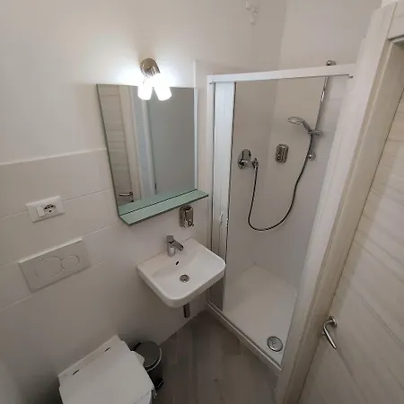 Hotel Astoria *